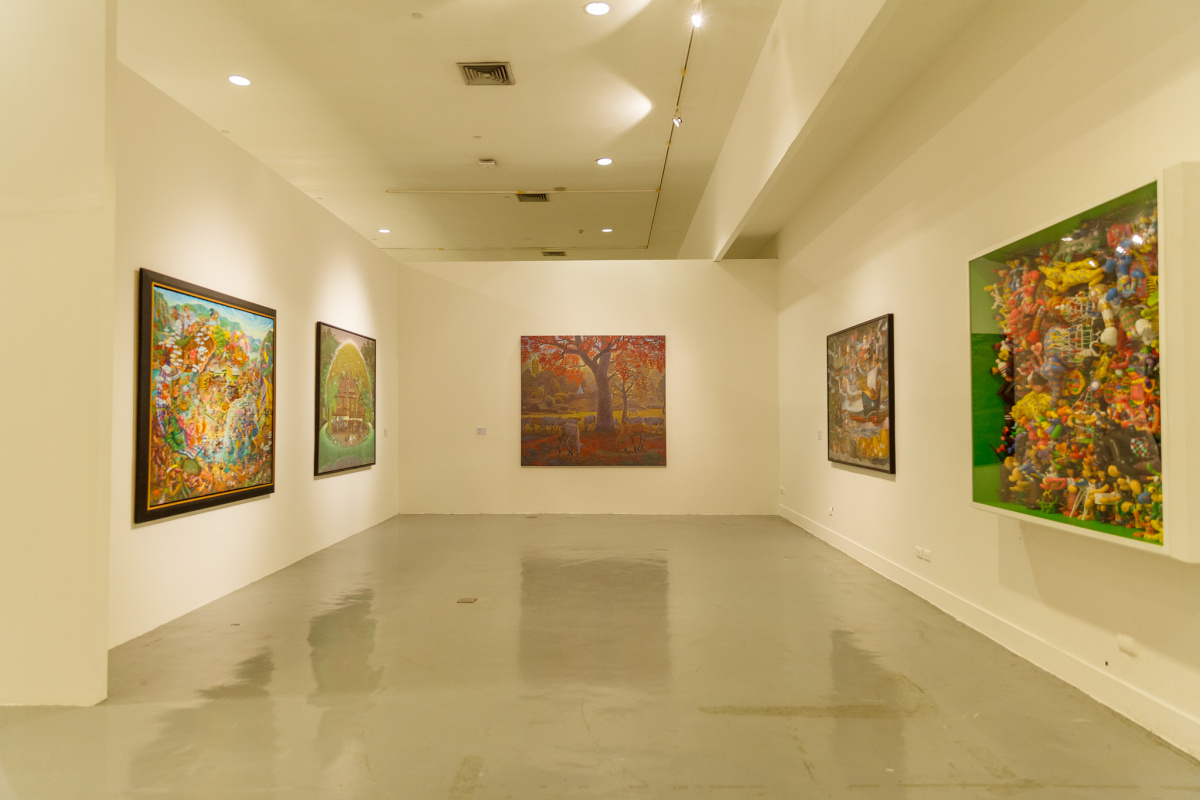 The 9th White Elephant Art Award Exhibition "Land of Smiles"